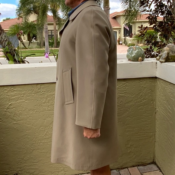 Vintage London Fog Maincoats Trench Coat - 42 Regular, Removable Liner,USA Made - Picture 3 of 16
